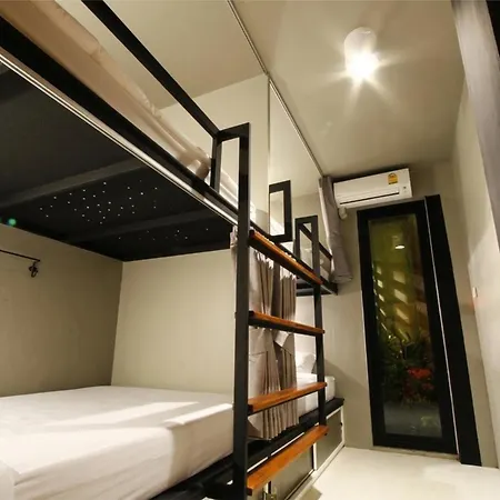 Here Hostel Bangkok-3