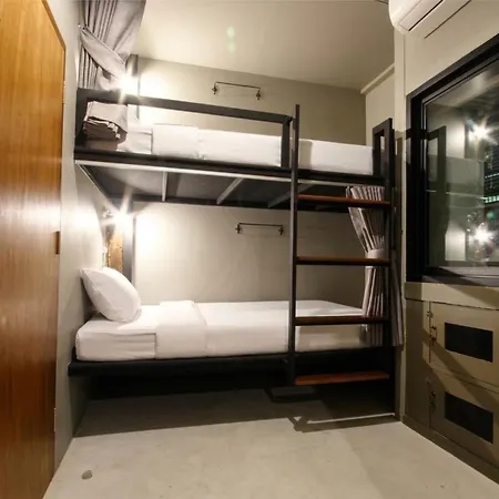 Here Hostel Bangkok-2